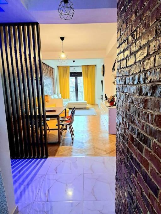 Classy Apartment With Parking In The City Center Bucarest Extérieur photo