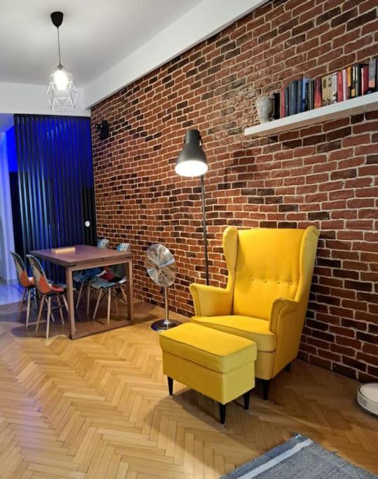 Classy Apartment With Parking In The City Center Bucarest Extérieur photo