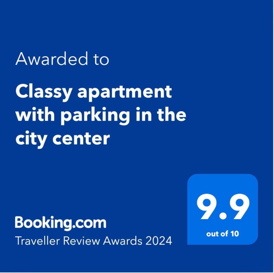 Classy Apartment With Parking In The City Center Bucarest Extérieur photo